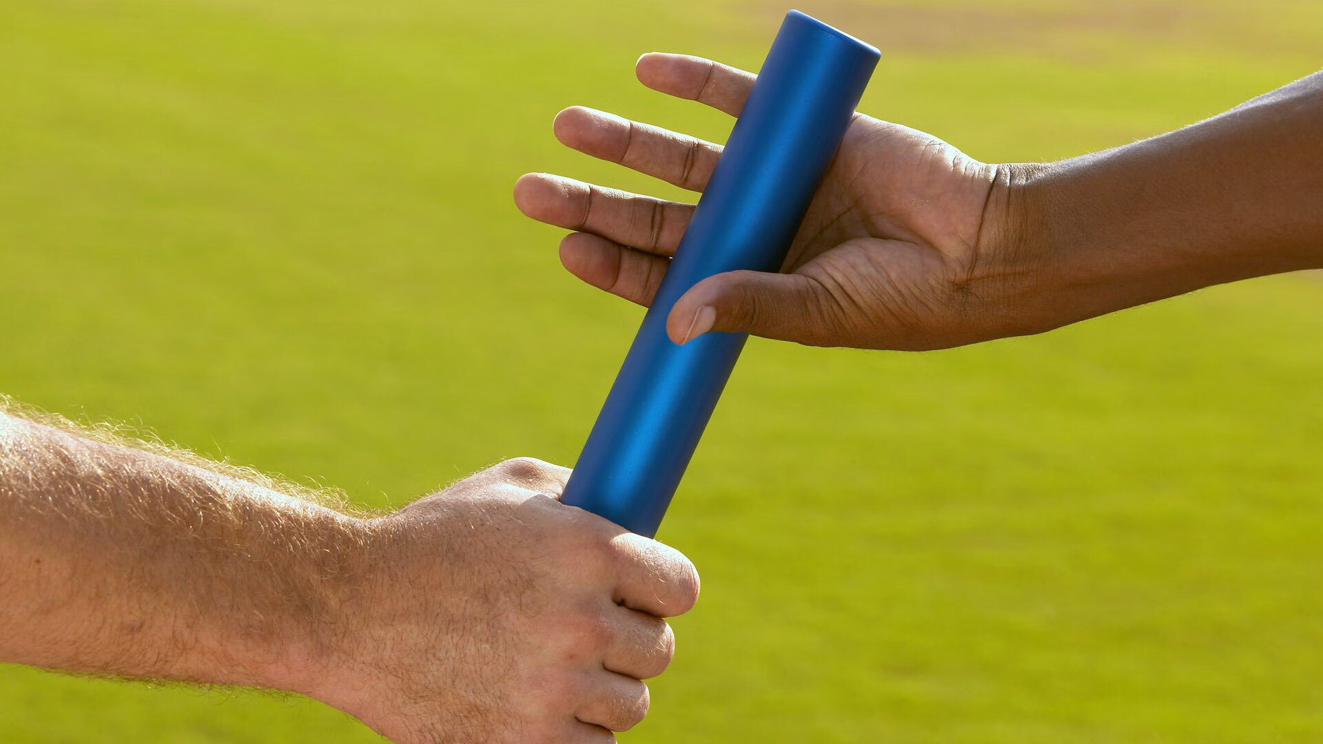 跨界合作打造特色足球产业链,推动行业链条健康发展,中国足球产业链